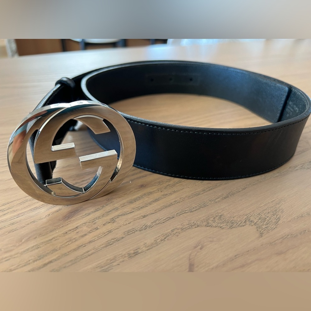 GUCCI belt